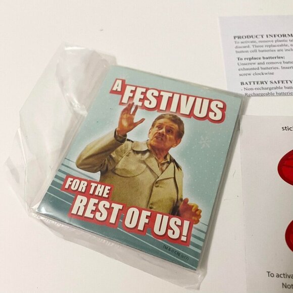 Seinfeld Festivus Celebration Kit with Frank Costanzas Voice Holiday - Picture 2 of 16